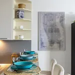Bosakova Retreat With Balcony Apartment