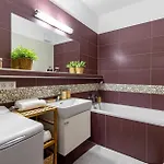 Apartment Bosakova Retreat With Balcony