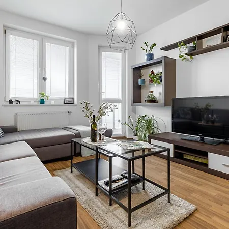 Bosakova Retreat With Balcony * Bratislava