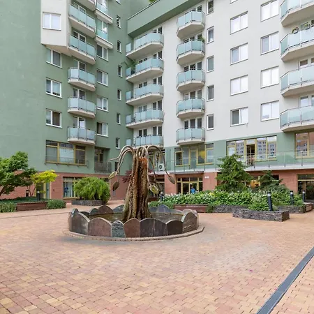 Bosakova Retreat With Balcony Apartment *