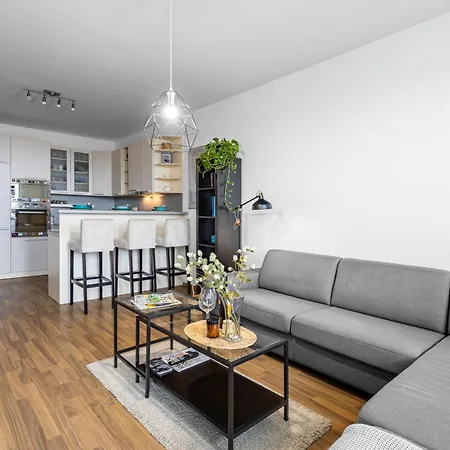 Bosakova Retreat With Balcony * Bratislava