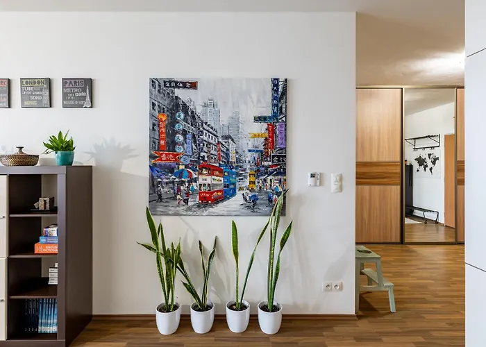 Bosakova Retreat With Balcony Apartment *