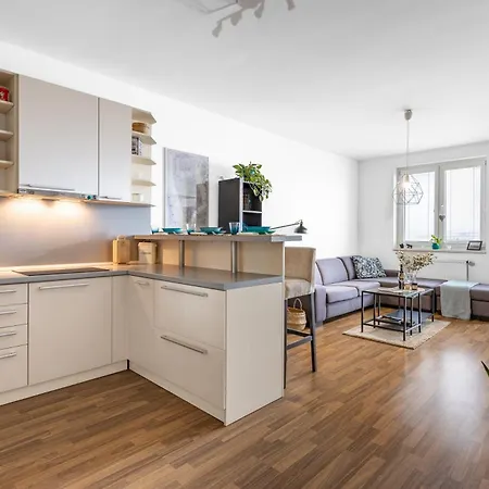 Bosakova Retreat With Balcony Apartament Bratislava