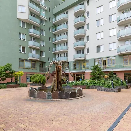 Bosakova Retreat With Balcony Appartamento *